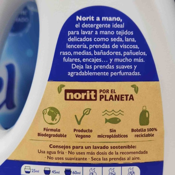 Detergente liquido a mano Norit 1125 + 90 ml | El cuidado experto que tu ropa delicada necesita